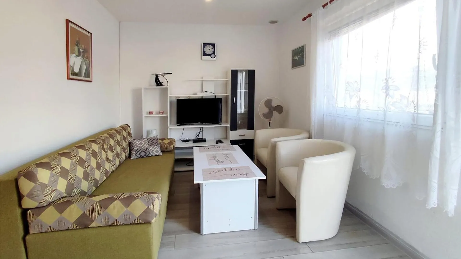Kresimir 0*, Trogir